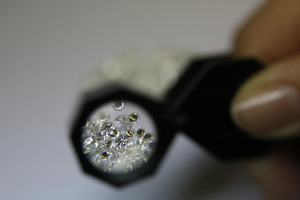 Can You Tell Lab Diamonds from Natural Diamonds?