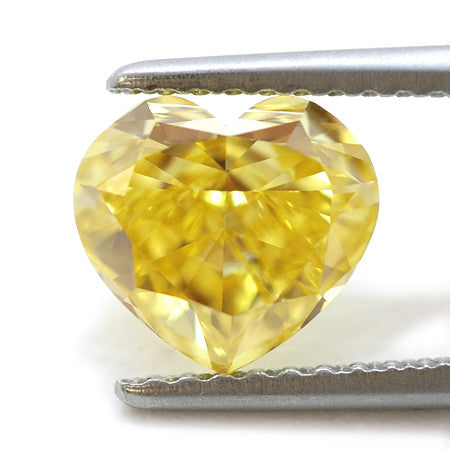 Do Lab Grown Diamonds Turn Yellow?