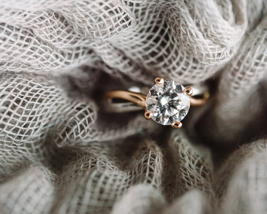 Cushion Cut vs Round: Which Diamond Wins?