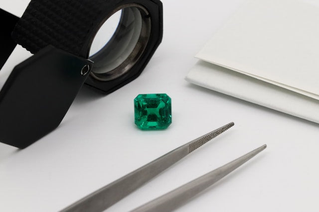 Emerald Hardness vs Diamond: Which Gem Is More Durable?