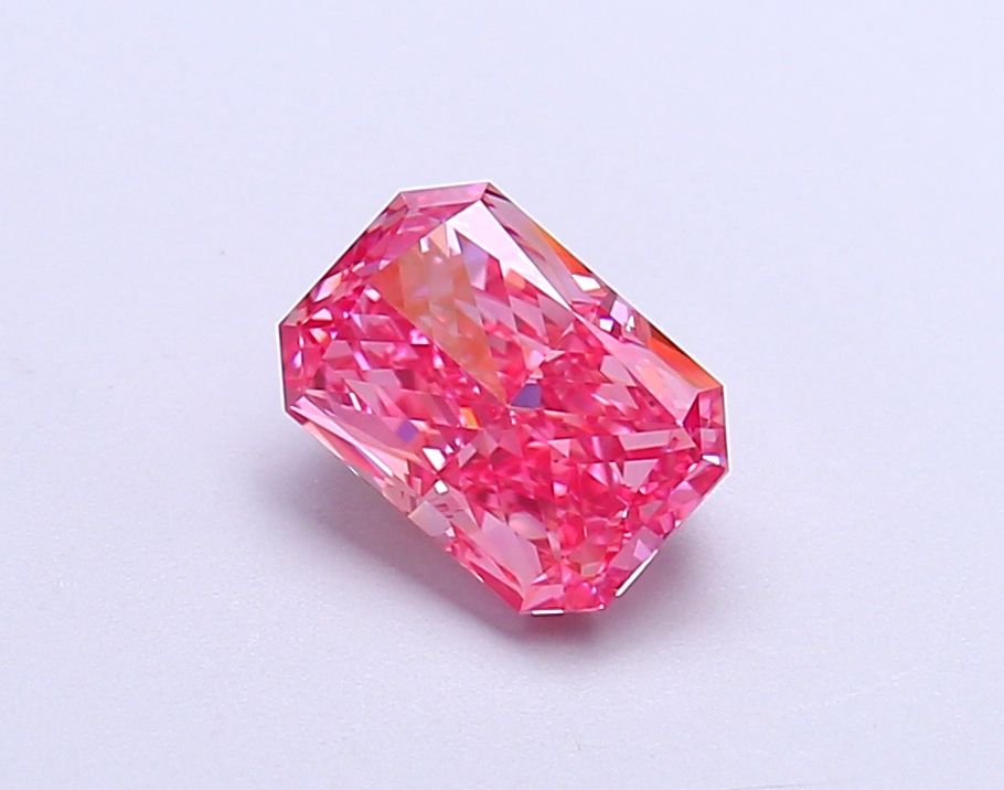 1.14 ct. Fancy Vivid Pink/VVS2 Radiant Lab Grown Diamond prod_d6bd4886676d432b82449f241e93a2ee