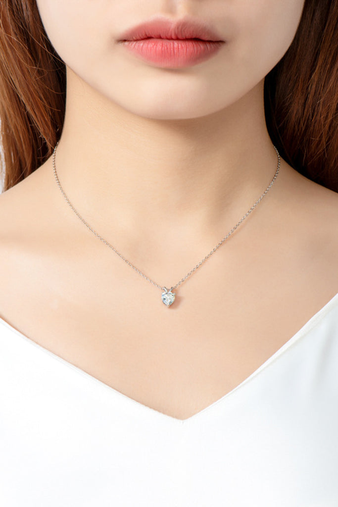 1 Carat Moissanite Heart-Shaped Pendant Necklace