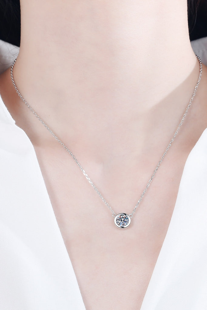 Moissanite Round Pendant Chain Necklace