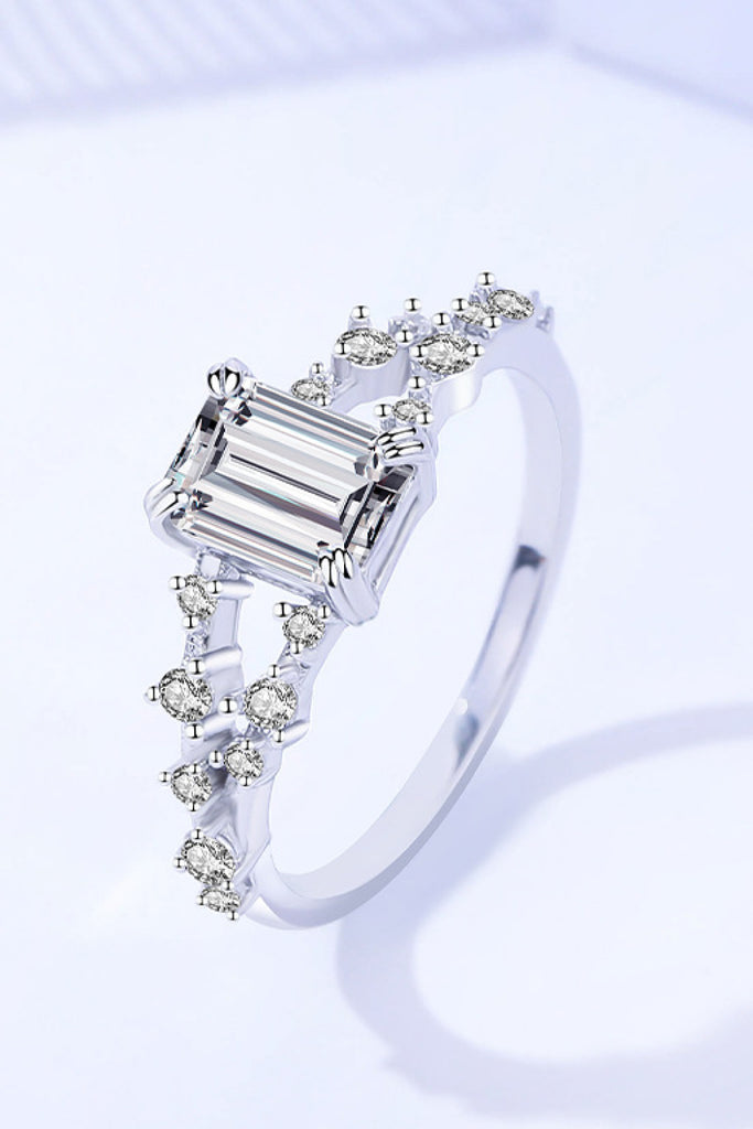 Moissanite 4-Prong Split Shank Ring